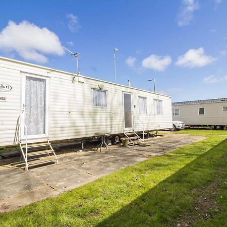 Great 8 Berth Caravan For Hire At Southview Holiday Park In Skegness Ref 33025E ภายนอก รูปภาพ