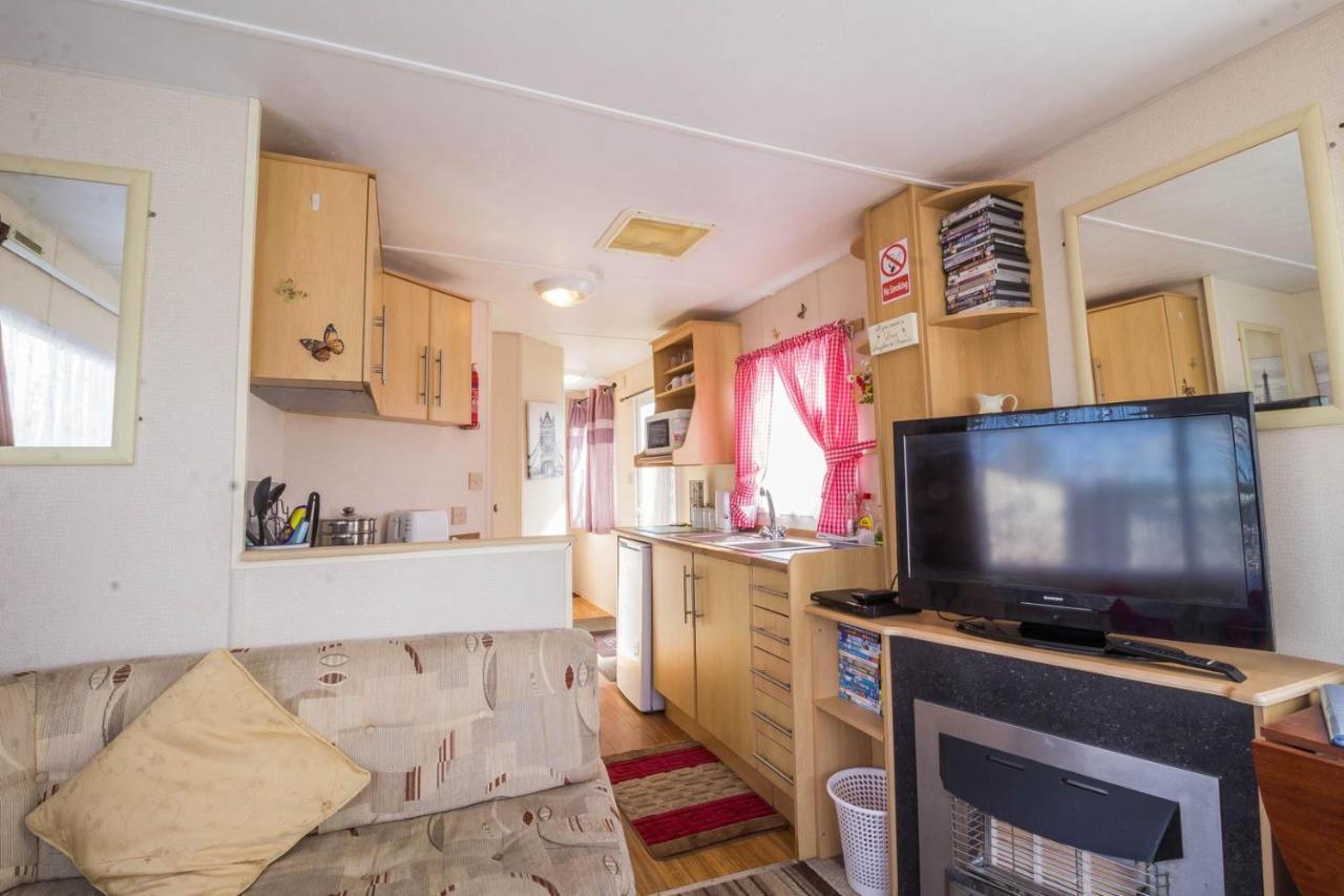 Great 8 Berth Caravan For Hire At Southview Holiday Park In Skegness Ref 33025E ภายนอก รูปภาพ